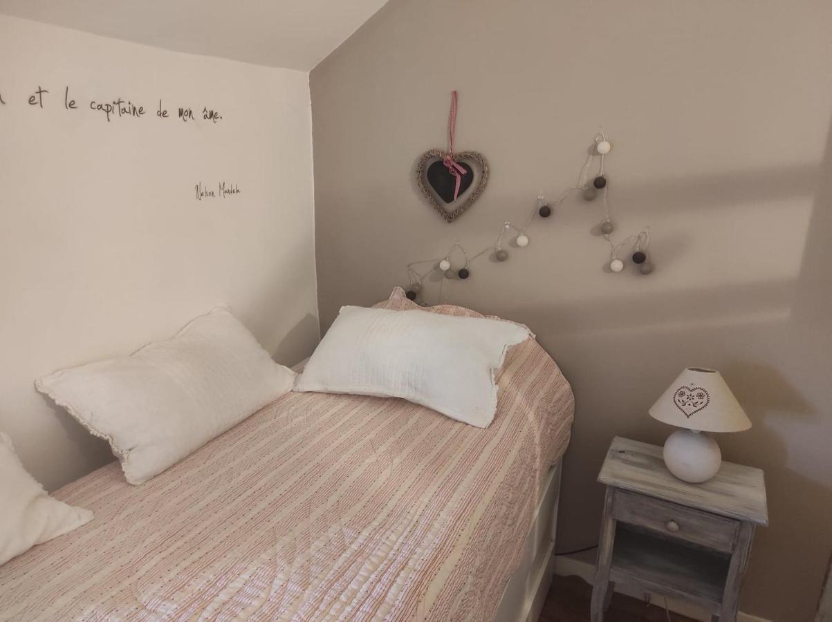 Andelaroche Gite Le Vieux Perrin 빌라 외부 사진